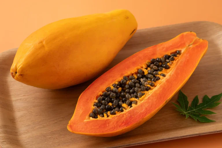 PAPAYA_TREE_3_540x@2x